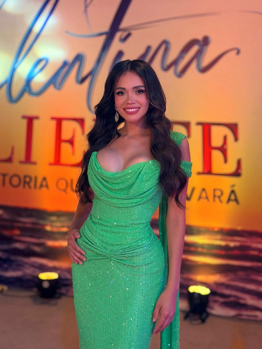 Mayra Goñi protagoniza la telenovela Valentina Valiente.