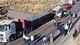 Al menos nueve muertos en fatal choque entre miniván y tráiler en la vía Apurímac-Arequipa [VIDEO]