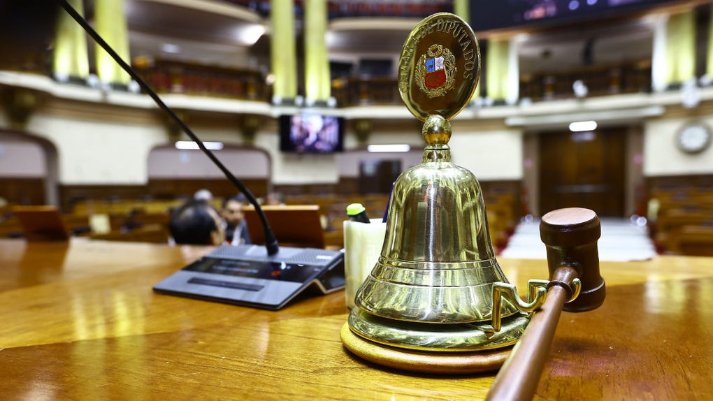 Diputados del Partido Cívico Obras exigen revisar cámaras de seguridad del Congreso tras sufrir robos en sus oficinas
