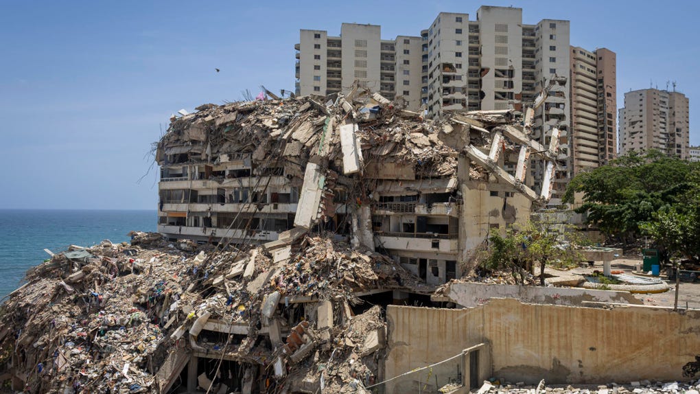 El Gobierno ha entregado 287 viviendas tras el doble terremoto de magnitud 7,2 y 7,5. 