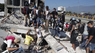Al menos 20 muertos se registran en Colombia tras el terremoto de 7.4