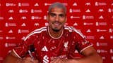 Oficial: Liverpool anunció la contratación de Ronald Araújo