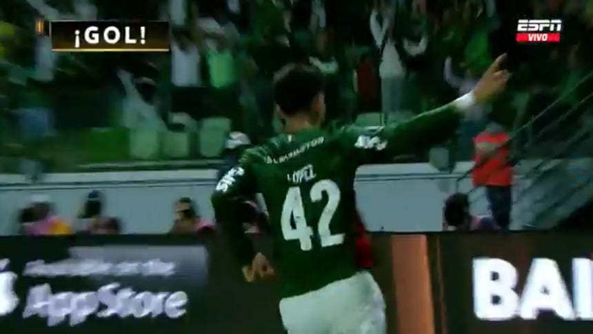 Flaco López marcó el 1-0 para Palmeiras