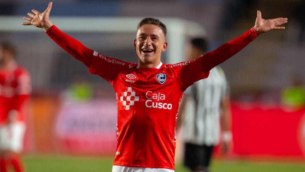 Neri Bandiera marcó el 2-0 de Cienciano.