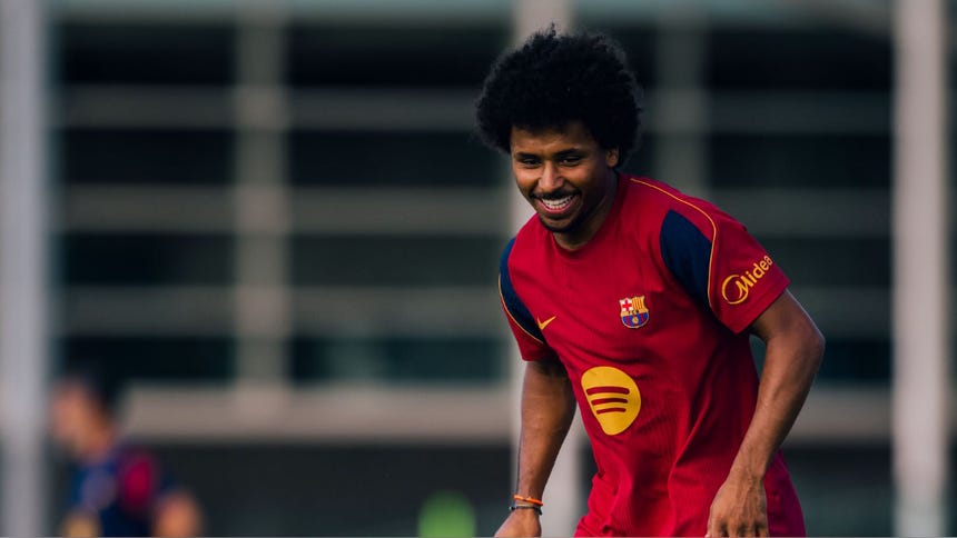 Karim Adeyemi buscará un lugar en el 11 titular de Hansi Flick.