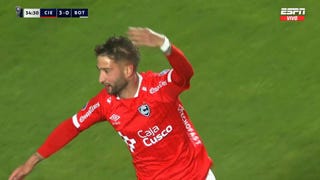 ¡Qué golazo, Marcos! Martinich anotó el 4-0 de Cienciano con su soberbio disparo desde fuera del área [VIDEO]
