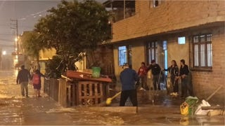 Intensas lloviznas causan inundaciones y aniegos en varios distritos del sur de Lima