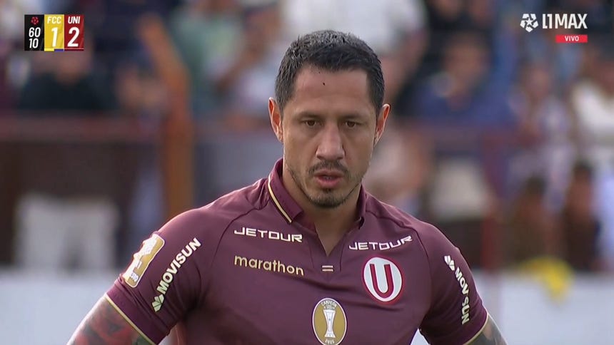 Penal y gol de Lapadula en Universitario de Deportes.