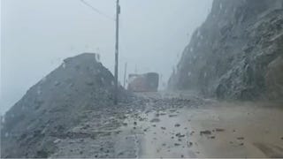 Arequipa: huaico afectó el tránsito en el kilómetro 772 de la Panamericana Sur