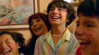 Festival de Cine de Lima premia a 'Seis meses en el edificio rosa con azul' y reconoce a lo mejor del cine latinoamericano