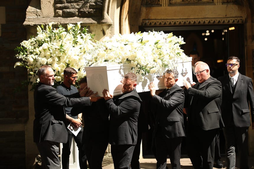 'Total Eclipse of the Heart', 'Holding Out for a Hero' e 'It's a Heartache' marcaron la carrera de Bonnie Tyler.