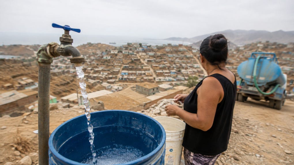 Más de 5 millones de peruanos no tienen acceso al agua por red pública y la cobertura retrocedió en 14 regiones
