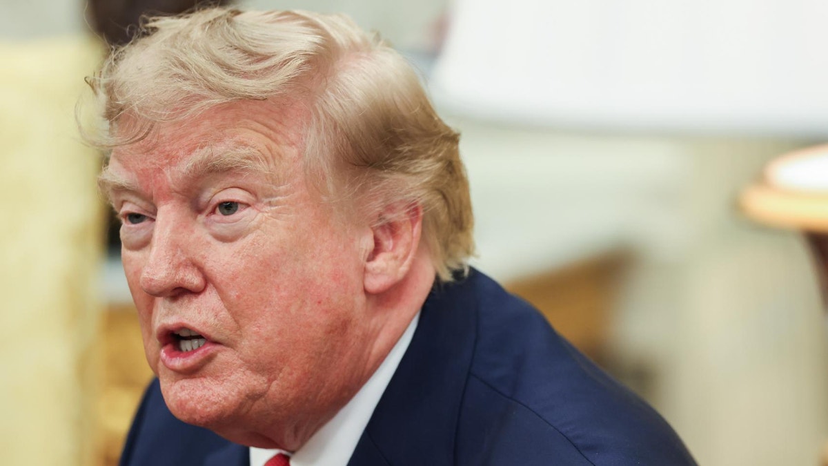 Trump insiste en que el estrecho de Ormuz es un "nuevo territorio estadounidense"