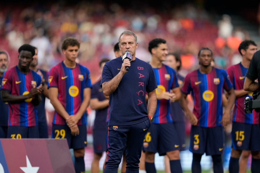 Hansi Flick tuvo palabras para los hinchas del Barcelona.
