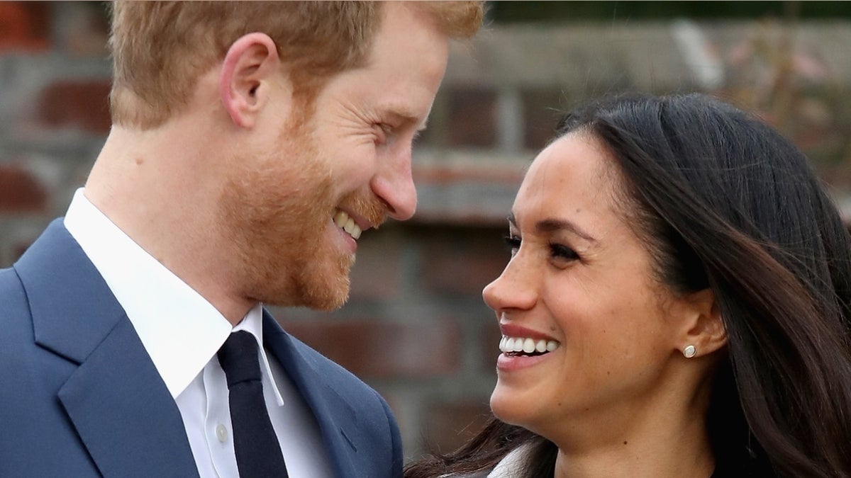 Hoàng tử Harry và Meghan Markle chuẩn bị trở về sinh sống tại Anh sau 6 năm ở Mỹ