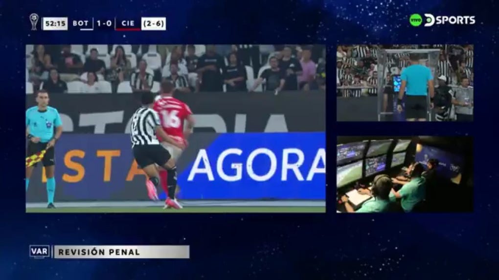 Marcos Martinich sufre falta en el Cienciano vs Botafogo.
