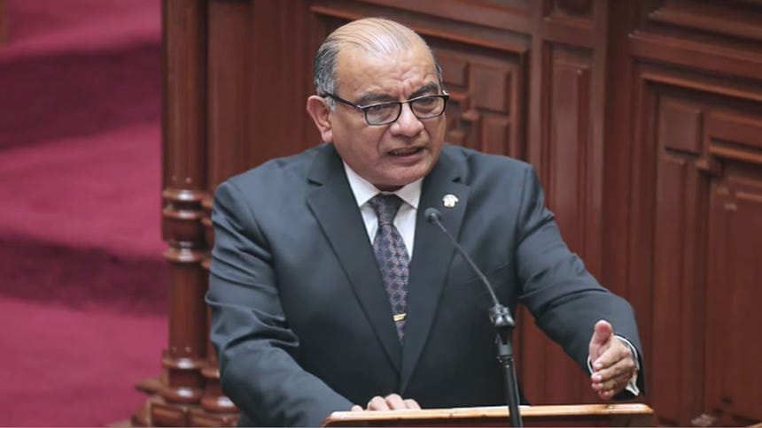 Astudillo dice que esta impedido de cambiar al jefe de la PNP por ley del Congreso anterior: "Aquí no ha habido ratificaciones"