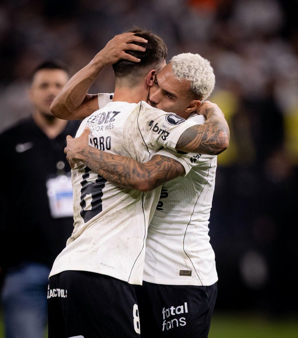 Corinthians en el pelotón de los equipos brasileños en las últimas instancias de la Copa.