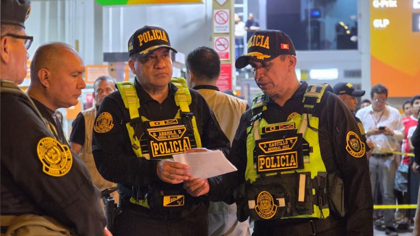 El comandante de la PNP afronta críticas debido al incremento de ataques a transportistas.