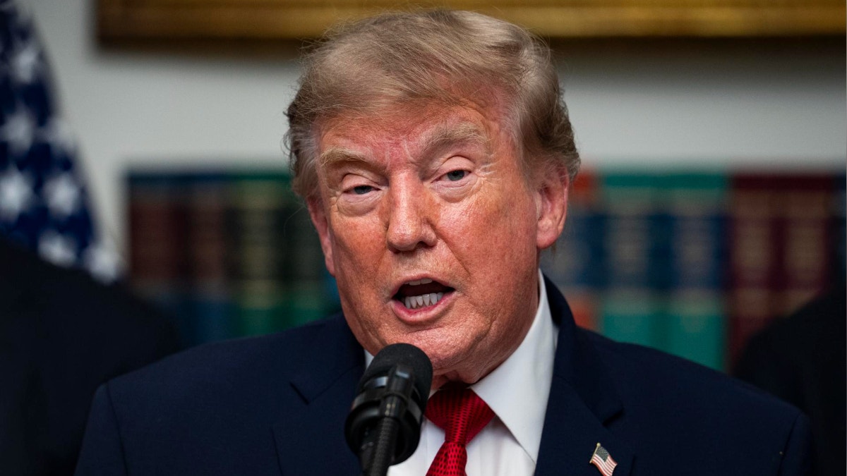 Donald Trump ordena explorar vías comerciales para enviar humanos a Marte