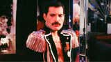Freddie Mercury: subastan su piano, micrófono y manuscritos de canciones de Queen