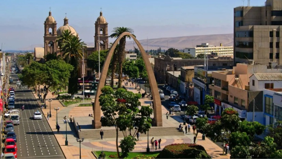 Tacna: el COER advierte sobre fuertes vientos, llovizna y neblina en vías del litoral