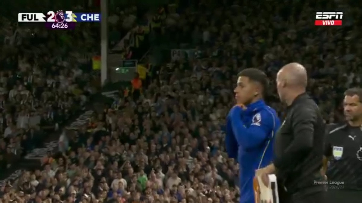 Enzo Fernández abucheado en Chelsea vs Fulham de la Premier League por hinchas ingleses