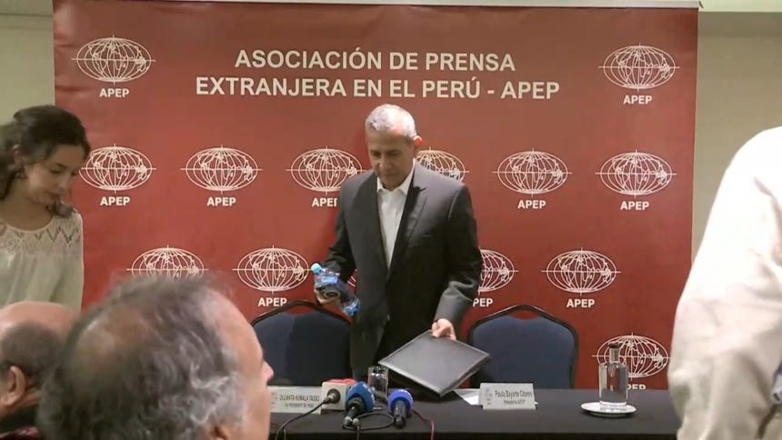 Ollanta Humala advirtió que presentará una demanda contra el Estado peruano para limpiar su honor.