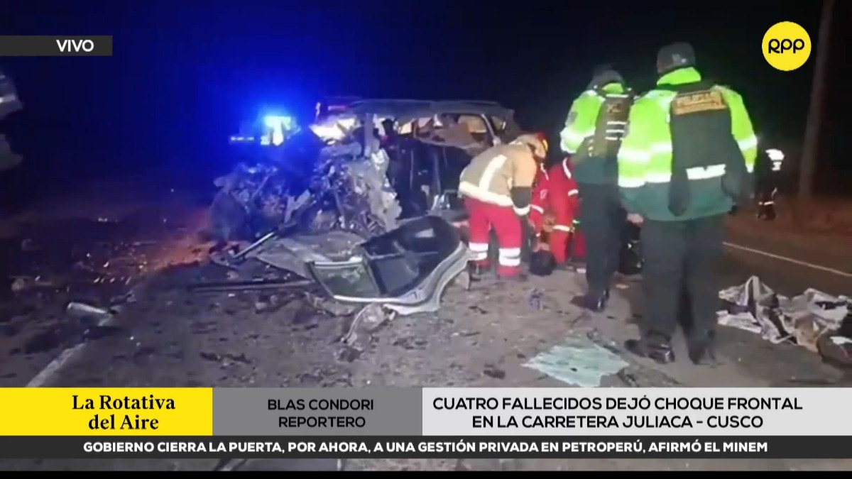 Cuatro fallecidos deja choque frontal entre una camioneta y un camión en la carretera Juliaca - Cusco