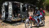Jefe de banda en Haití amenaza con matar a decenas de rehenes un día después de la masacre