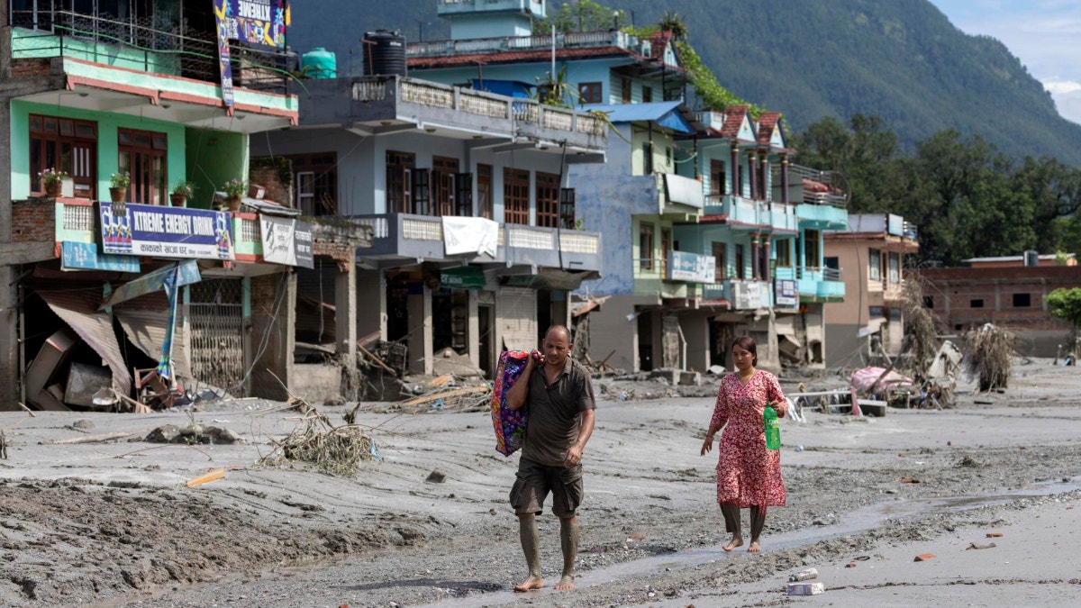 La ONU alerta de la dificultad para acceder a zonas más afectadas por la riada en Nepal
