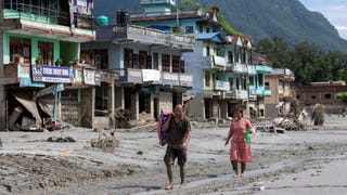 La ONU alerta de la dificultad para acceder a zonas más afectadas por la riada en Nepal