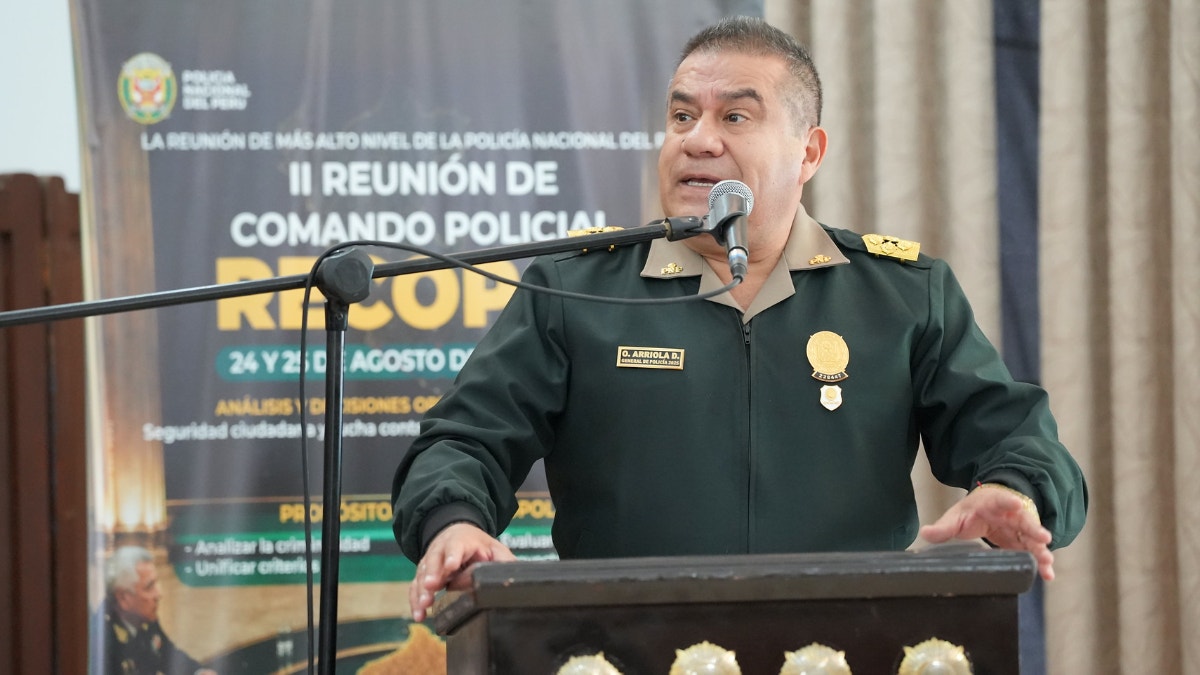 Óscar Arriola sobre su continuidad como comandante general de la PNP: "Seguimos trabajando"