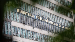 Fiscalía allanó ocho inmuebles por presunto direccionamiento en compra de alimentos para la Policía Nacional