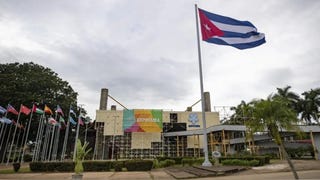 Cuba: Gobierno da luz verde para crear cadenas de tiendas y restaurantes en la isla