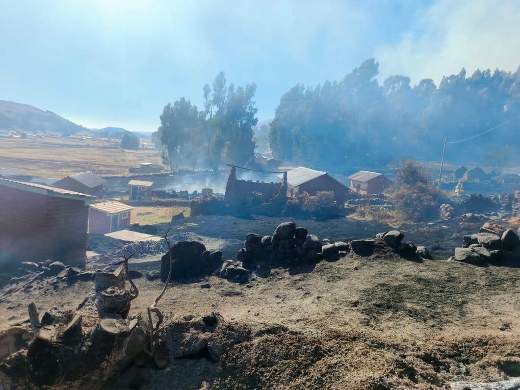 El incendio fue controlado y extinguido.