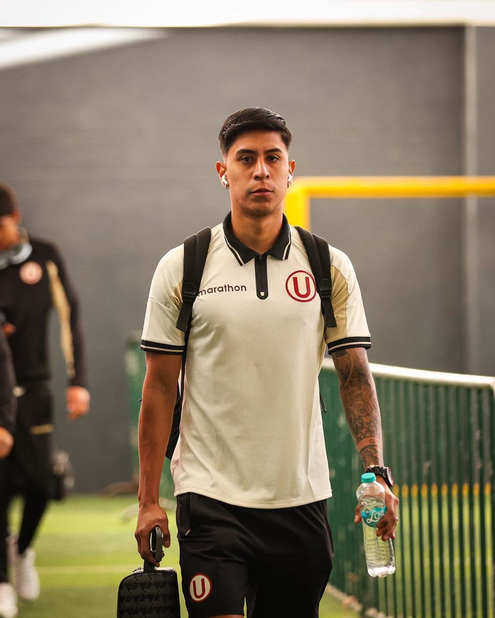 <strong>8. Adrián Quiroz (Volante)</strong>