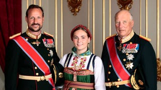 ¿Quién es Haakon VIII, el sucesor al trono en Noruega tras la muerte de su padre Harald V, y qué desafíos enfrenta?