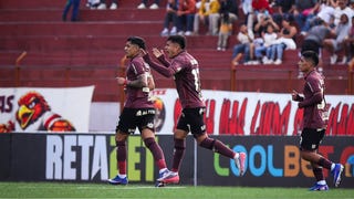 Tremenda remontada: Universitario vence 4-2 a UTC y se coloca como único líder del Torneo Clausura 2026