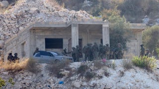 Cuatro palestinos heridos de bala durante un ataque de colonos israelíes en el centro de Cisjordania
