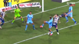 “Me fui de la U para esto”: Patrick Zubczuk y sus atajadas claves para la victoria ante Alianza Lima [VIDEO]