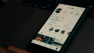 Instagram limitará los perfiles que presenten personas generadas por IA sin identificar