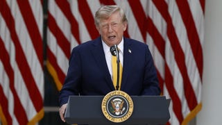 Trump sugiere que podría retirar su apoyo a la soberanía británica de las islas Malvinas