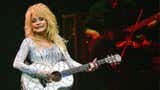 Herederos de Dolly Parton anuncian festival de música en honor a la fallecida cantante
