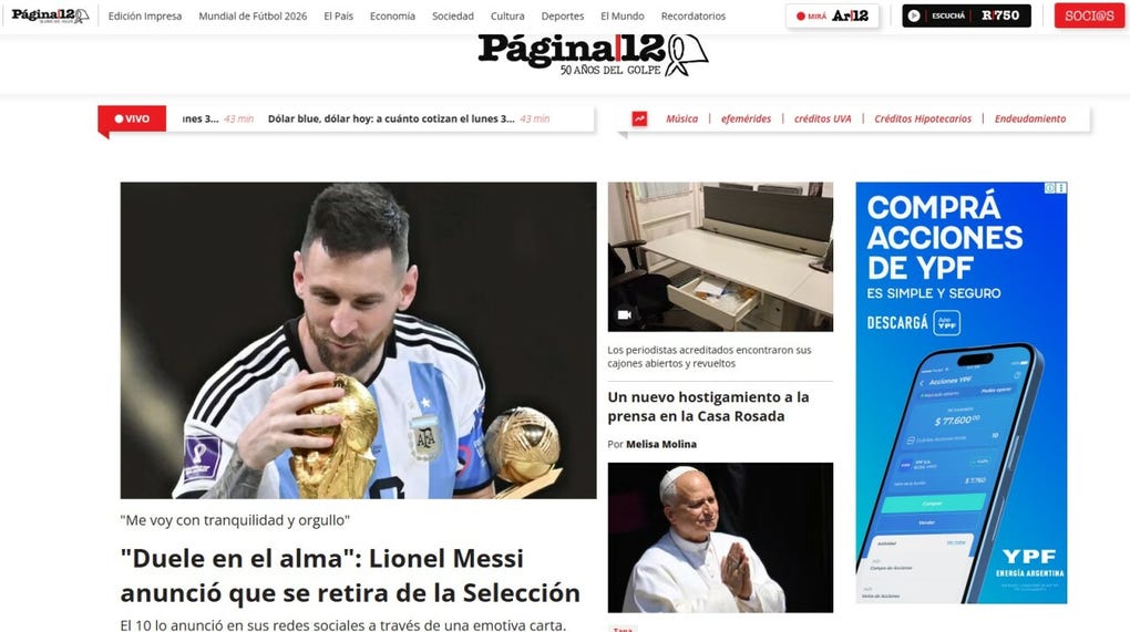 Página 12 también recuerda a Messi con el trofeo más deseado por el astro argentino que al final logró conseguir en 2022.