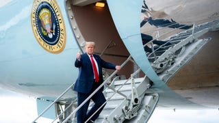 Netflix emitirá documental sobre el avión señuelo de Donald Trump para burlar una amenaza iraní