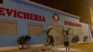 Santa Rosa: balacera entre policías y dos hombres en moto deja un intervenido