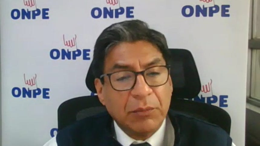 Luis Camino, funcionario de la Onpe en entrevista con RPP, aclarando la controversia en torno al cumplimiento que debió hacer Juntos Por el Perú respecto a sus ingresos y gastos de campaña.