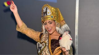 Miss Mundo 2026: Josiane Sciotti lleva la llamerada puneña al desfile de traje típico en Vietnam