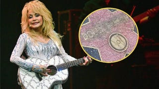 Estrella de Dolly Parton en el Paseo de la Fama de Hollywood fue reparada tras acto vandálico